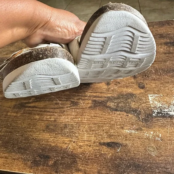 Rialto Womens Farina Sandals 8.5 White Slip On Slides Comfy Cork Wedge Platform - Picture 5 of 11